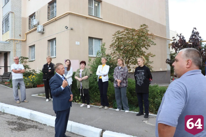 Жители Заводского района пожаловались Панкову на управляющую компанию